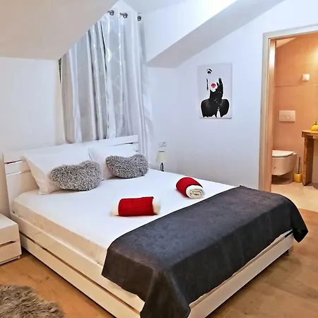 Διαμέρισμα Lucija